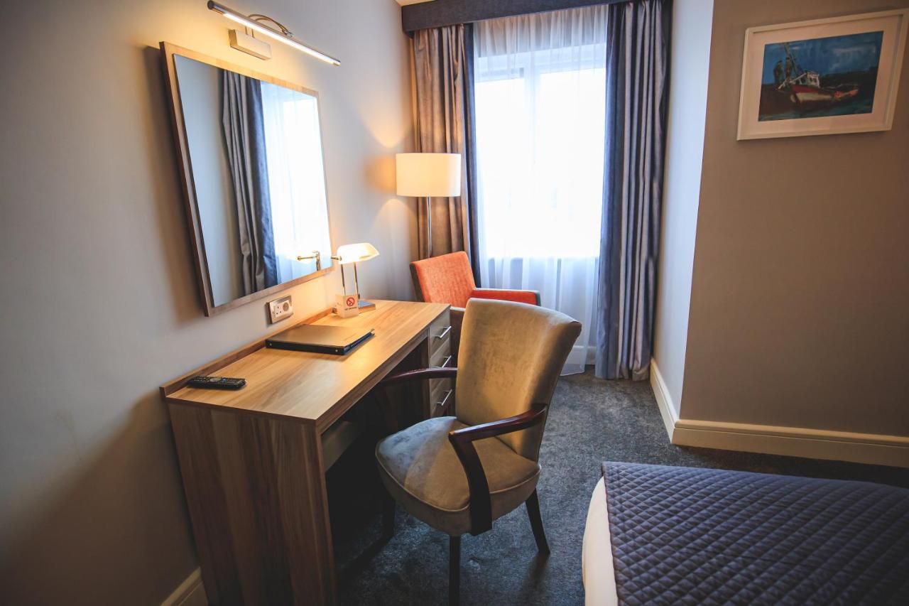 Westlodge Hotel & Leisure Centre Bantry Esterno foto